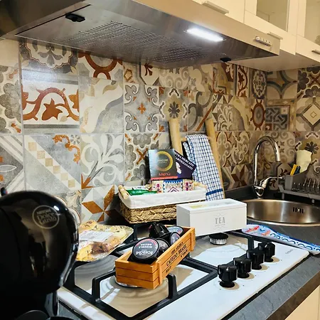 Flora Fronte Mare * קאסטלסארדו