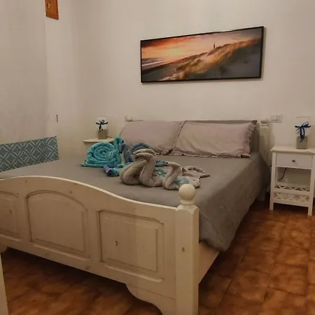 بيت للعطل Flora Fronte Mare