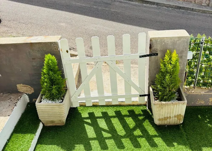 Flora Fronte Mare Дом отдыха